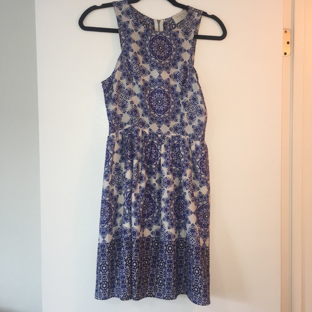 Everly blue and white dress